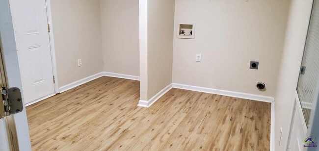 Building Photo - 302 Golden Eagle Trail