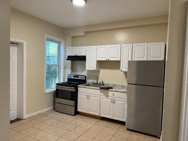 Foto del edificio - 113 S 11th St