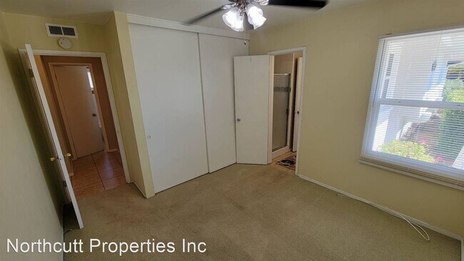 Foto del edificio - 3 br, 2 bath House - 4982 Mt. Elbrus Dr.