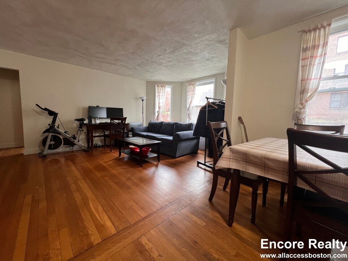 Foto principal - 316 Tappan St