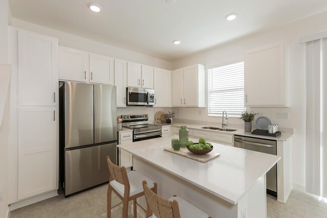 Building Photo - 1442 Tristar Dr