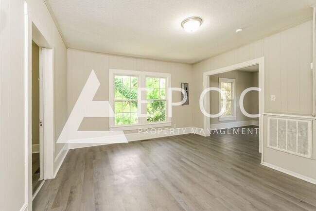 Foto del edificio - Cozy 3 Bedroom, 1 Bathroom- Available Now!