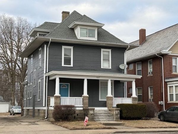 Building Photo - 1607 W Main St