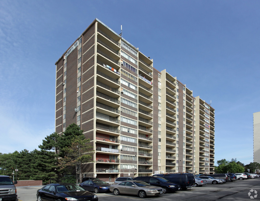 Photo du bâtiment - Southcrest Apartments