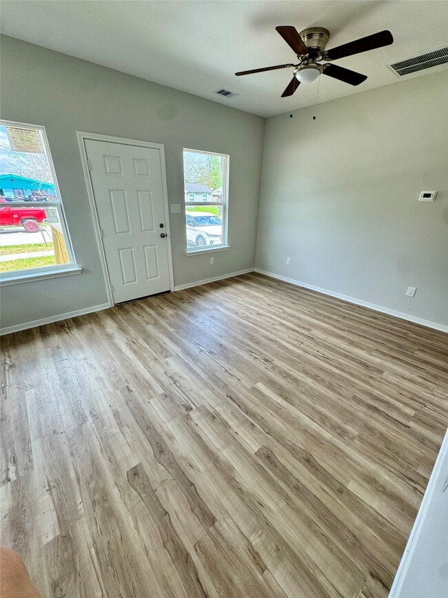 Foto del edificio - 103 Lincoln Cedars Dr