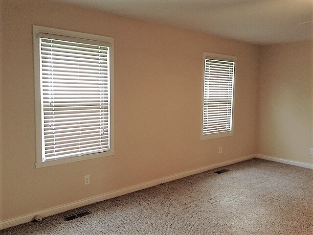 Building Photo - 1207 Meadowood Drive