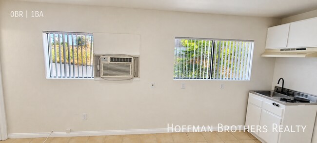 Building Photo - 4638 Tilden Ave