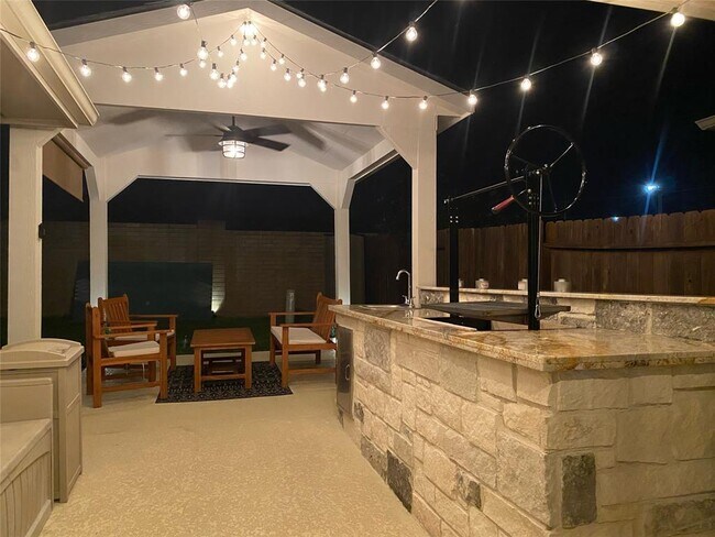 Foto del edificio - 15218 Paxton Landing Ln