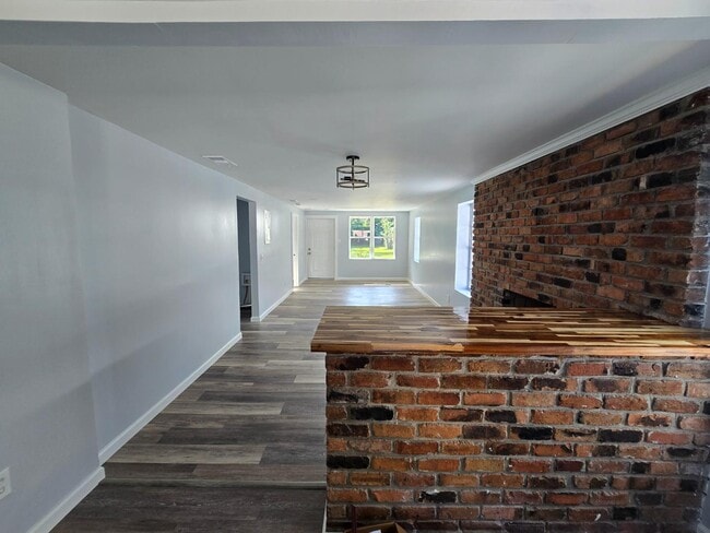 Foto del edificio - 129 McIntyre St