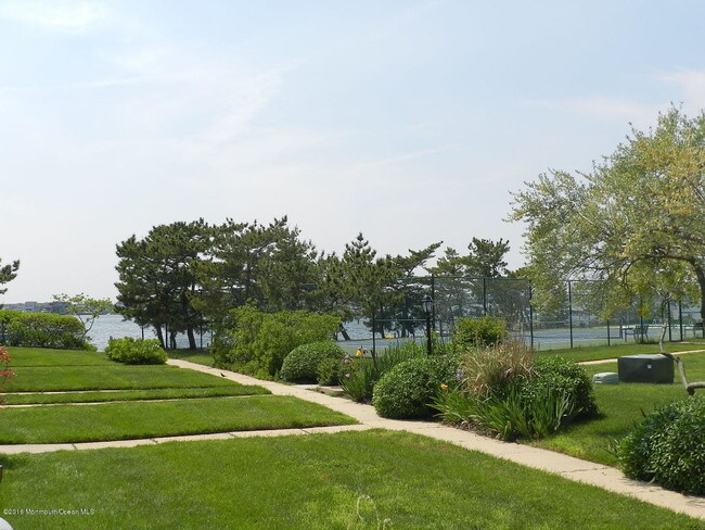 Building Photo - 100 Seaview Ave