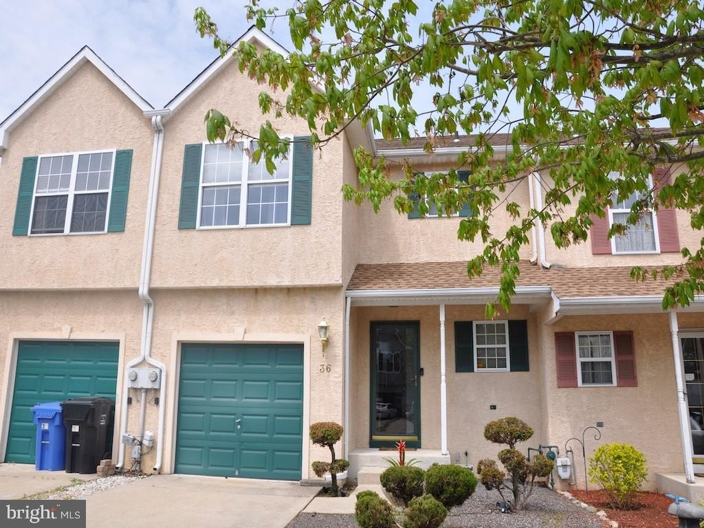 Primary Photo - 36 Timbercrest Dr
