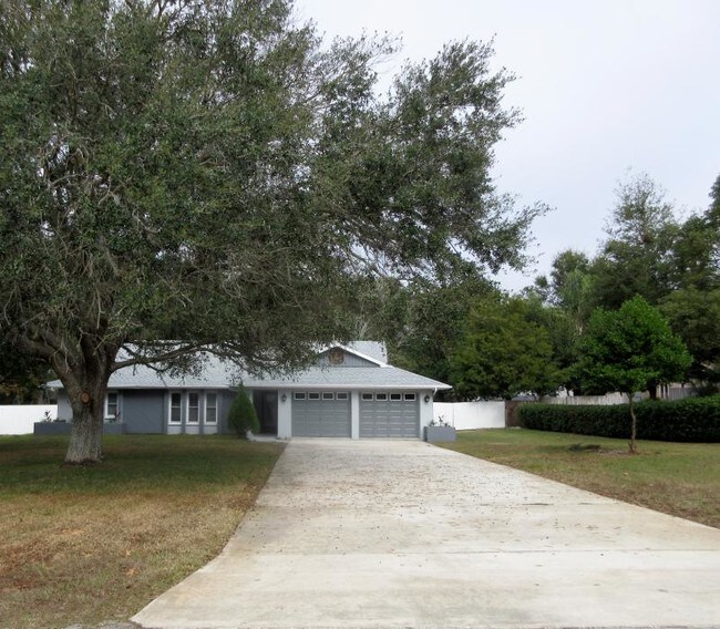 Building Photo - 8538 Delaware Dr