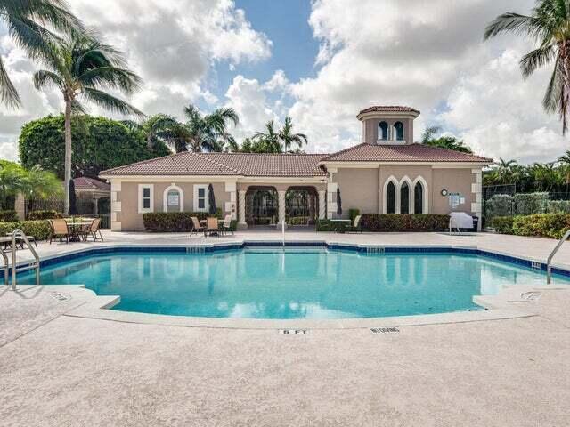 Foto del edificio - 16091 Sims Rd