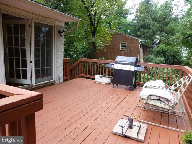 Foto del edificio - 2046 Greenwich St