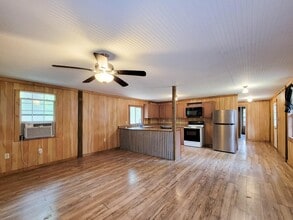 Building Photo - 20272 Forest Woods Ln