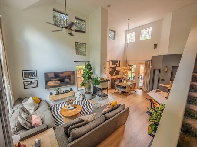 Building Photo - 48 Lakeridge Dr