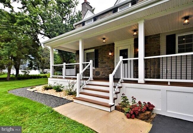 Foto del edificio - 942 Valley Rd