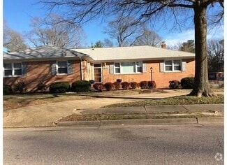 Building Photo - 900 Glenfield Ct