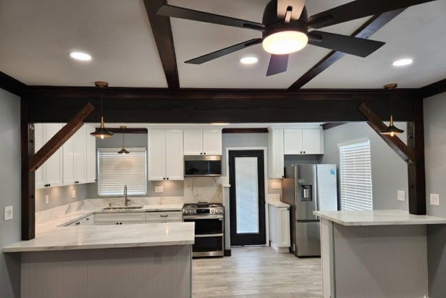 Building Photo - 703 42nd St