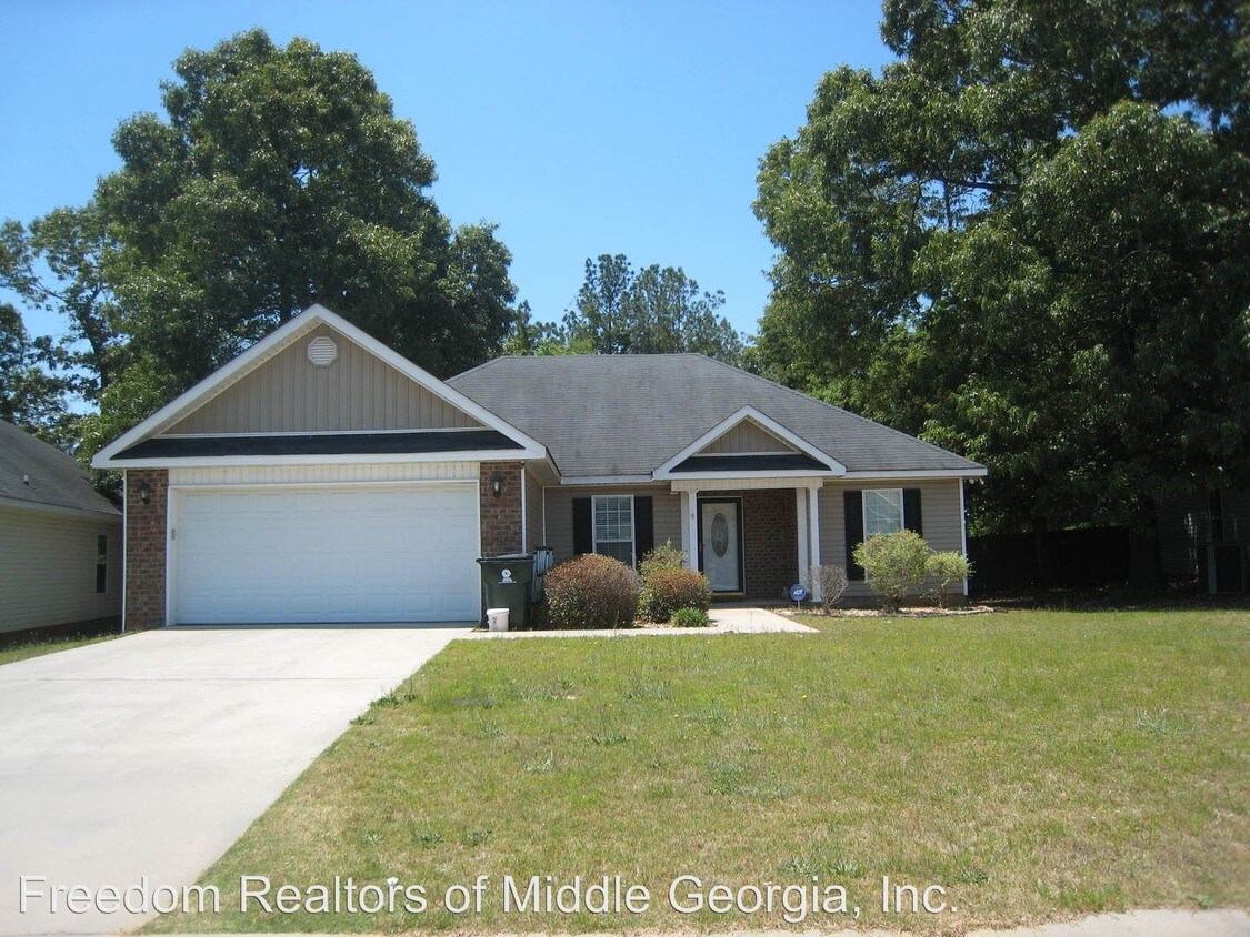 Primary Photo - 3 br, 2 bath House - 310 Hidden Creek Circle