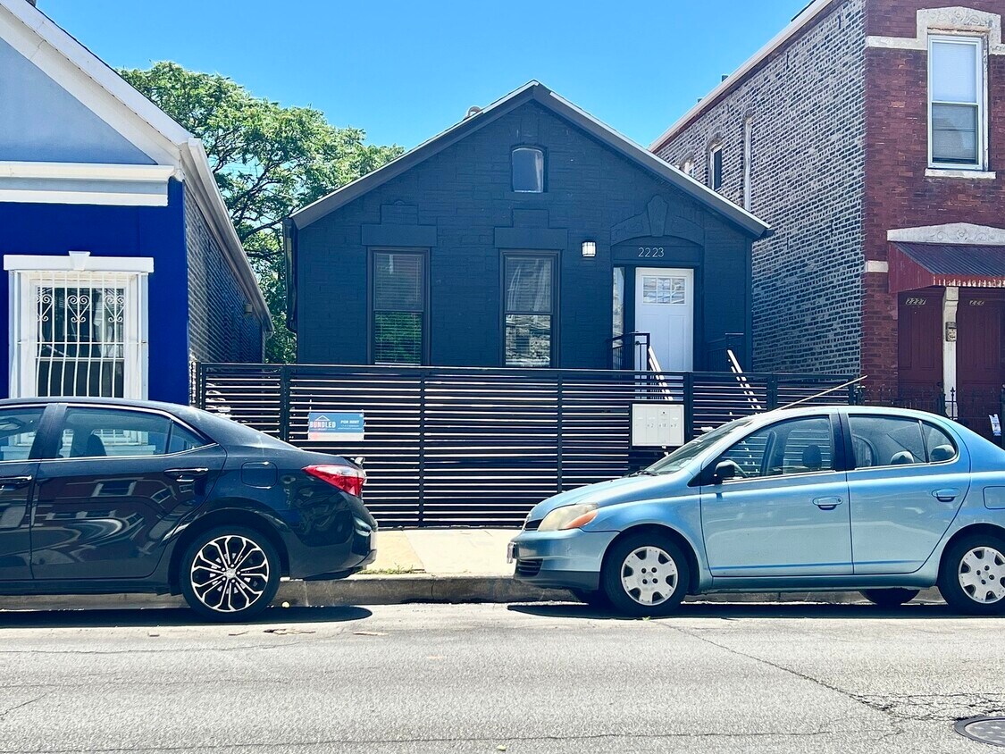 Primary Photo - 2223 W 21st St