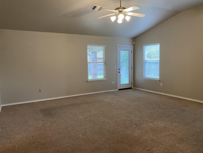 Building Photo - 18101 Viento Dr