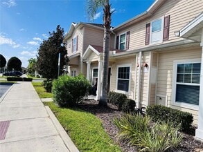 Building Photo - 8931 Shine Dr