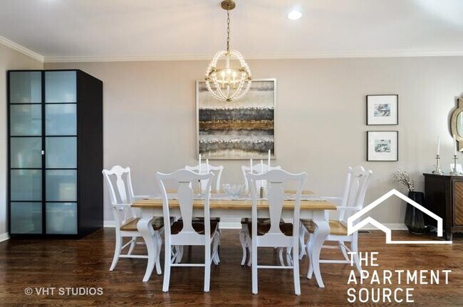 Foto del edificio - 2216 W Armitage Ave