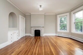 Building Photo - 548 E Broadway