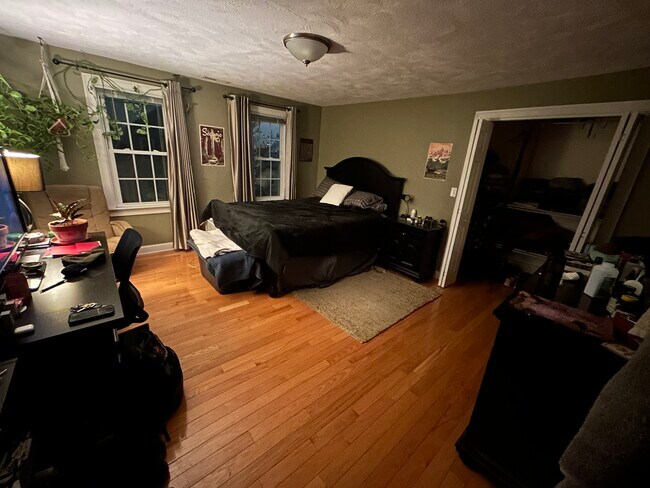 Foto del edificio - 24 Fairmount Ave