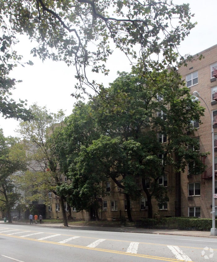 Foto del edificio - 2686 Ocean Ave