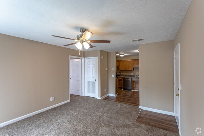 1BR, 1BA - 720SF - Windsor Downs