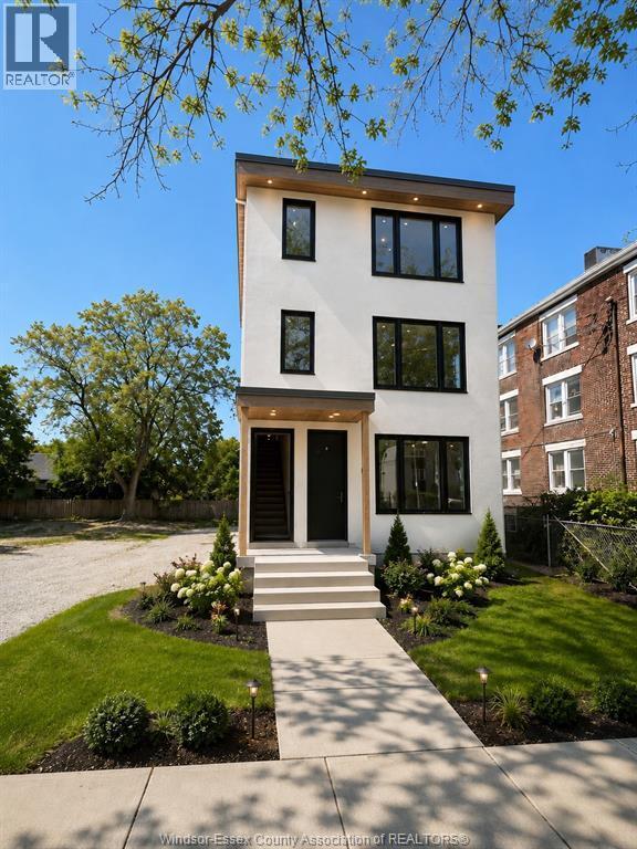 Building Photo - 1336 UNIVERSITY 1