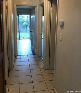 Pasillo - 827 SW 64th Terrace