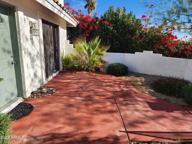 Foto del edificio - 14222 N Brunswick Dr