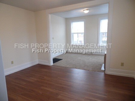 Primary Photo - 326 Broad St