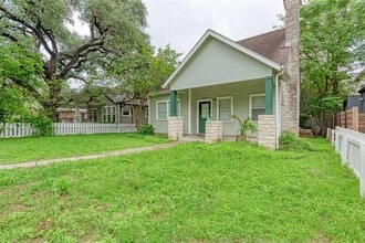 Building Photo - 1205 W 22 1/2 St