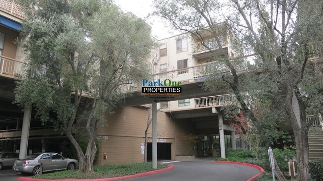 Building Photo - Condo Available in the Keys! Near Downtown Walnut Creek, Close to BART and the Freeway!