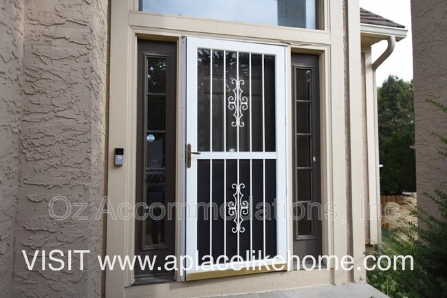 Building Photo - 7816 W 147th Terrace