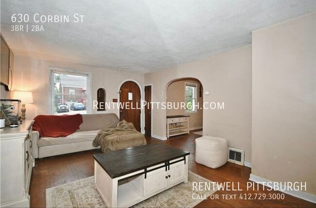 Foto del edificio - 3 Bedroom Home in West Mifflin