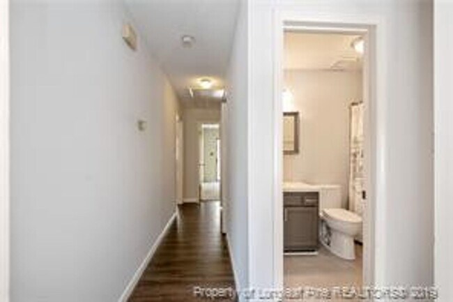 Foto del edificio - Gates Four Townhouse