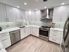 Building Photo - 3550 Galt Ocean Dr