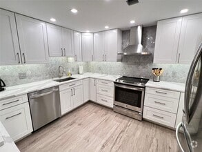Building Photo - 3550 Galt Ocean Dr