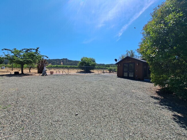 Foto del edificio - Living that Country Life in Napa - Close t...