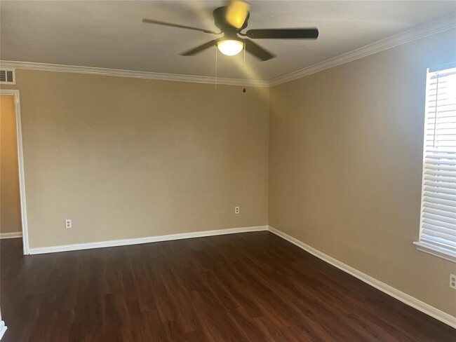 Building Photo - 4711 Palisade Dr