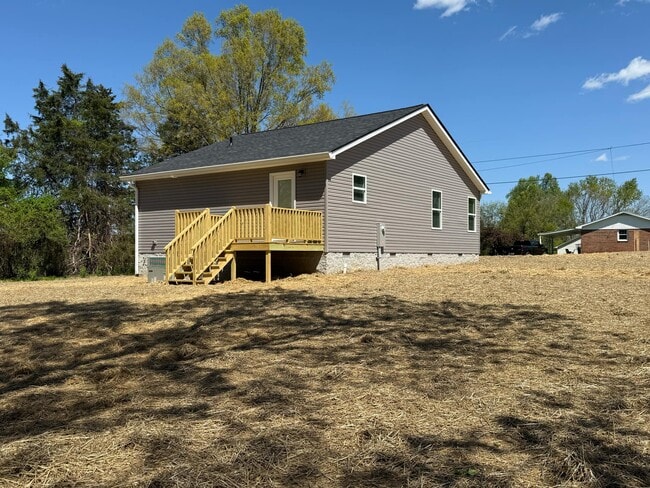 Building Photo - 949 Indian Hills Rd