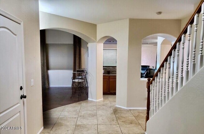 Foto del edificio - 41150 W Novak Ln