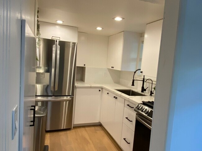 Cocina - 735 Upland Rd