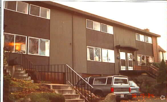 Building Photo - 2645 NW 60th St
