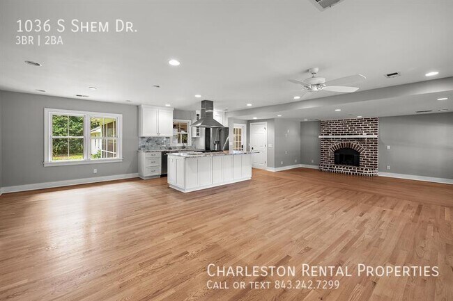 Building Photo - 1036 S Shem Dr